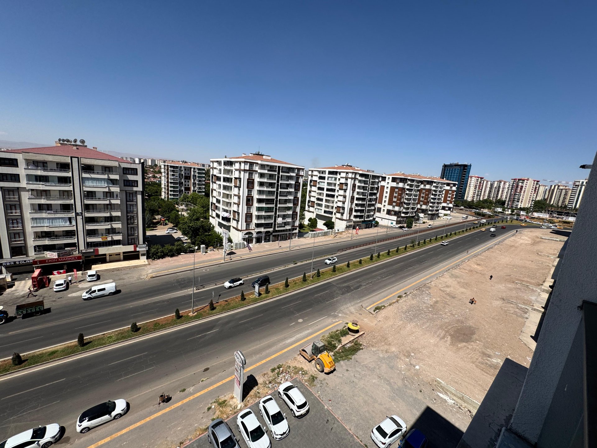 BAĞCILAR ARAÇ MUAYENE KAVŞAĞINDA RİVA YAPI KALİTESİYLE 2+1 FIRSAT DAİRE!
