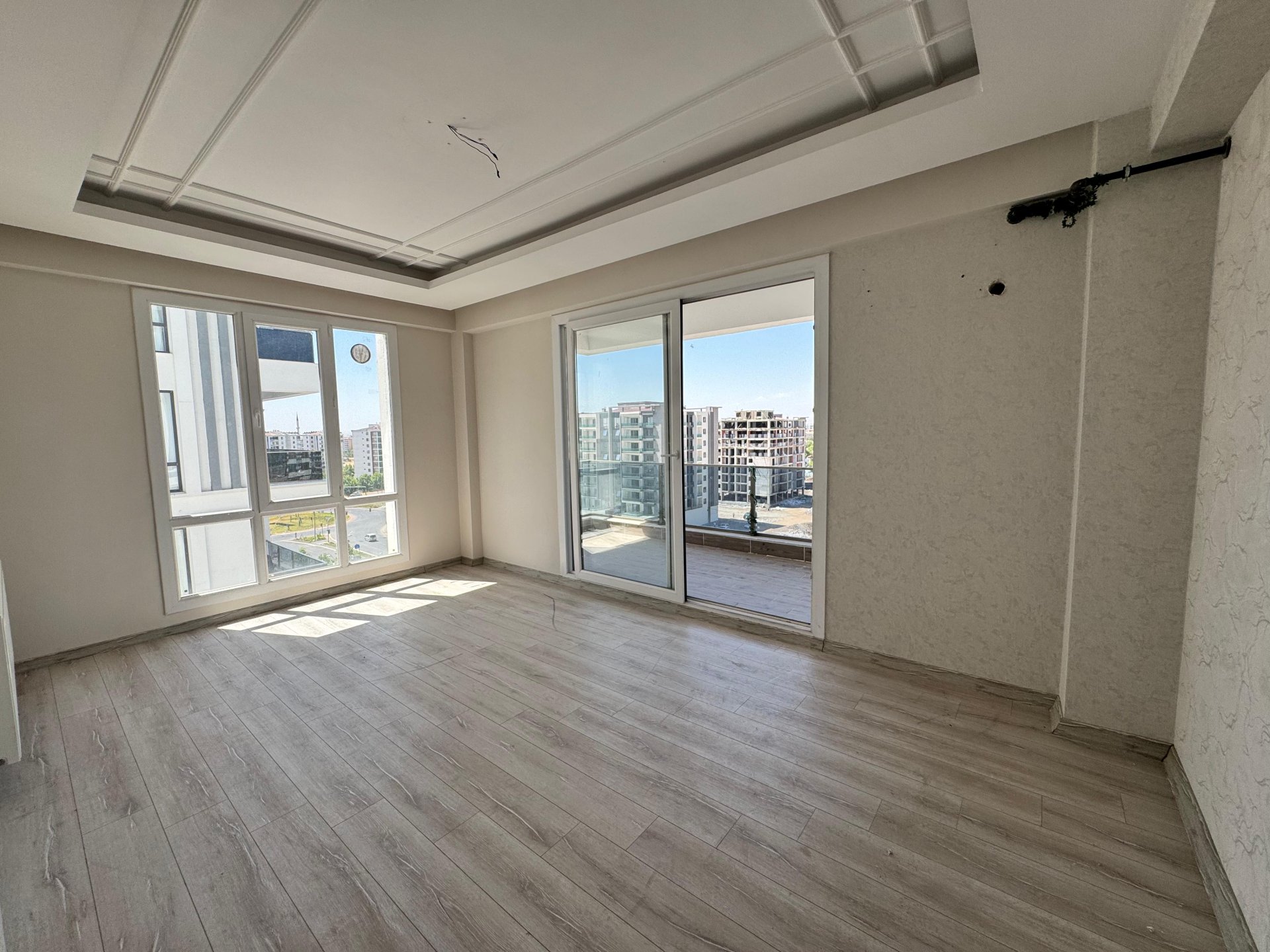 BAĞCILAR ARAÇ MUAYENE KAVŞAĞINDA RİVA YAPI KALİTESİYLE 2+1 FIRSAT DAİRE!