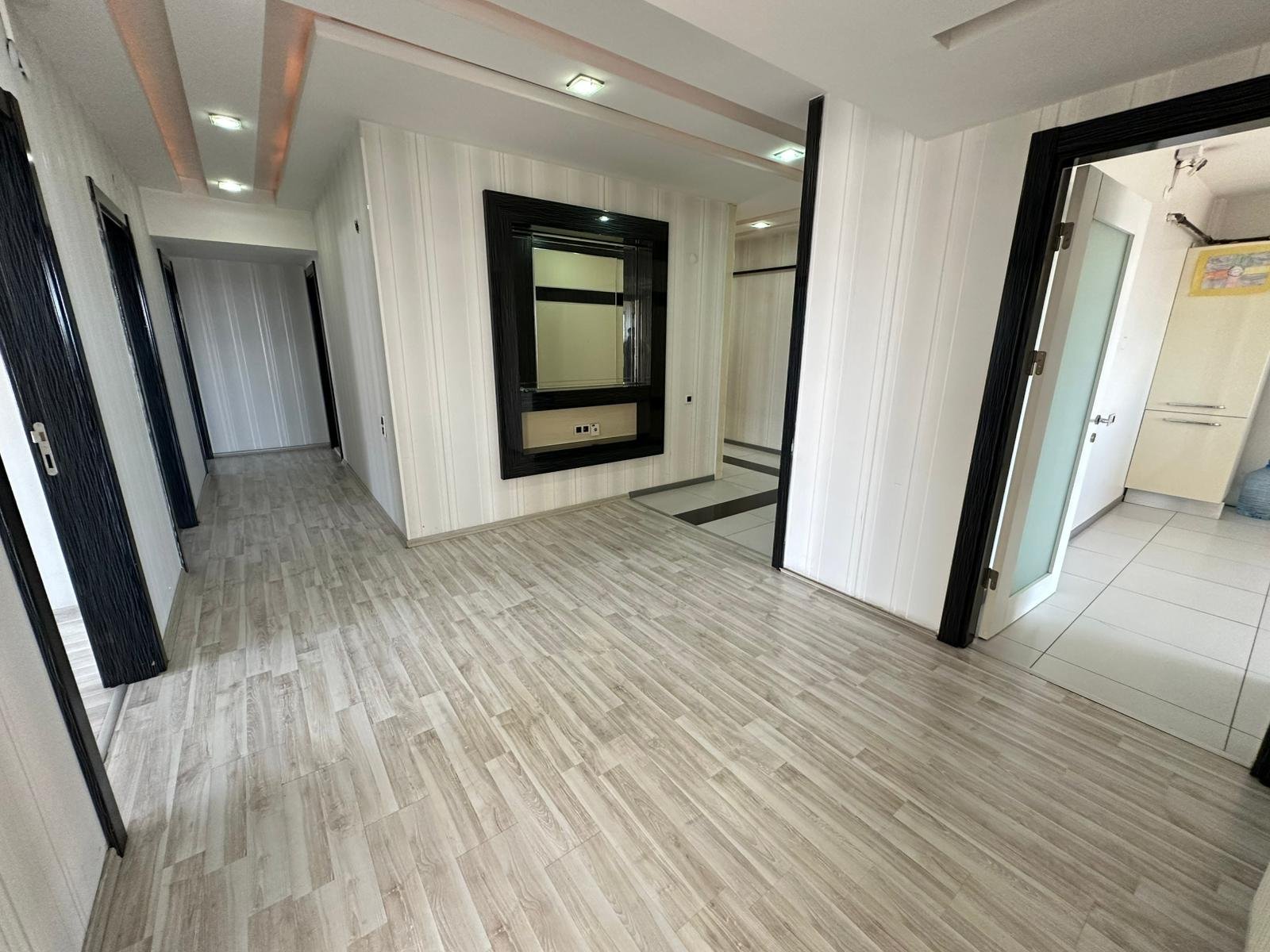 RADİSON KARŞISINDA FULL MANZARALI 4,5+1 BOŞ DAİRE